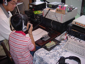 8J2C^pîR