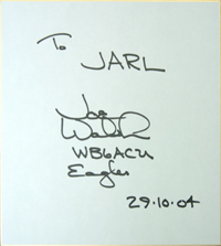 JARL会員宛にサインをいただきました。資料室に展示中！